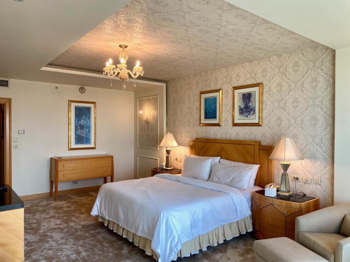 Chez Haytham At Four Seasons Nile Plaza Residential Suite Kairo Exterior foto
