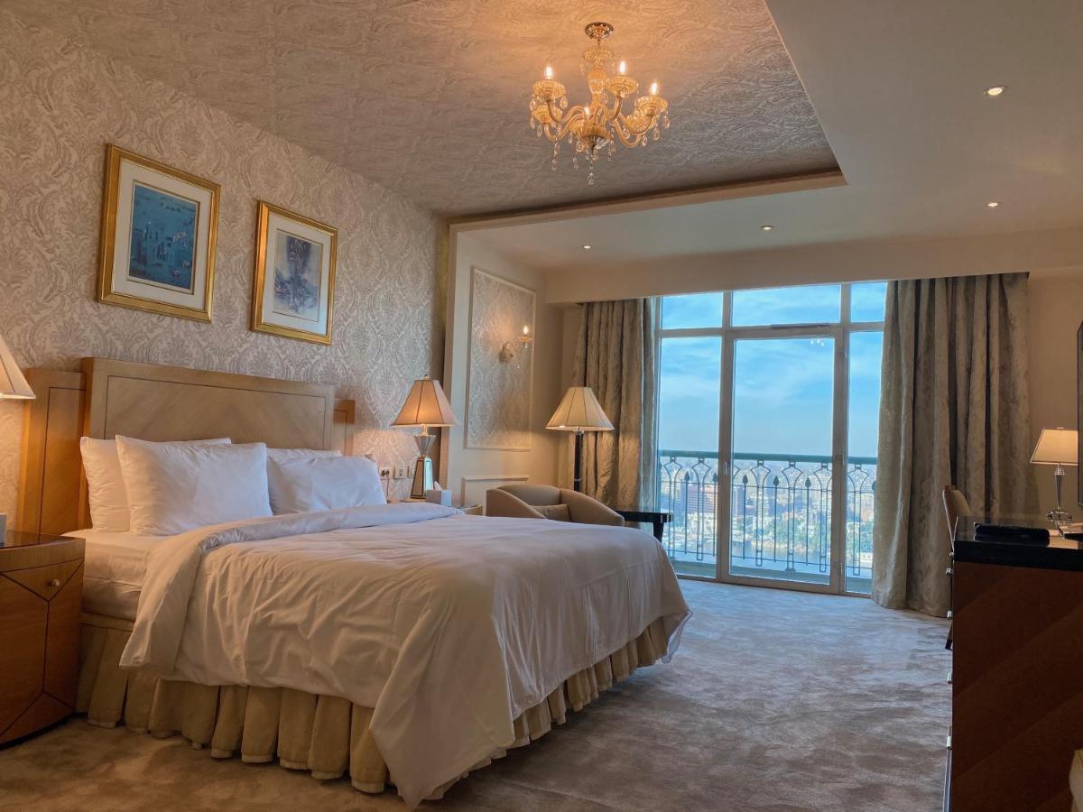 Chez Haytham At Four Seasons Nile Plaza Residential Suite Kairo Exterior foto